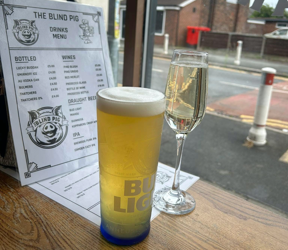 Café bar in Cheshire